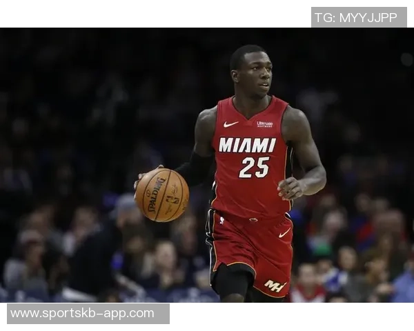 莫兰特昨日砍下35分状态火热明日对阵热火因脚踝酸痛出战成疑